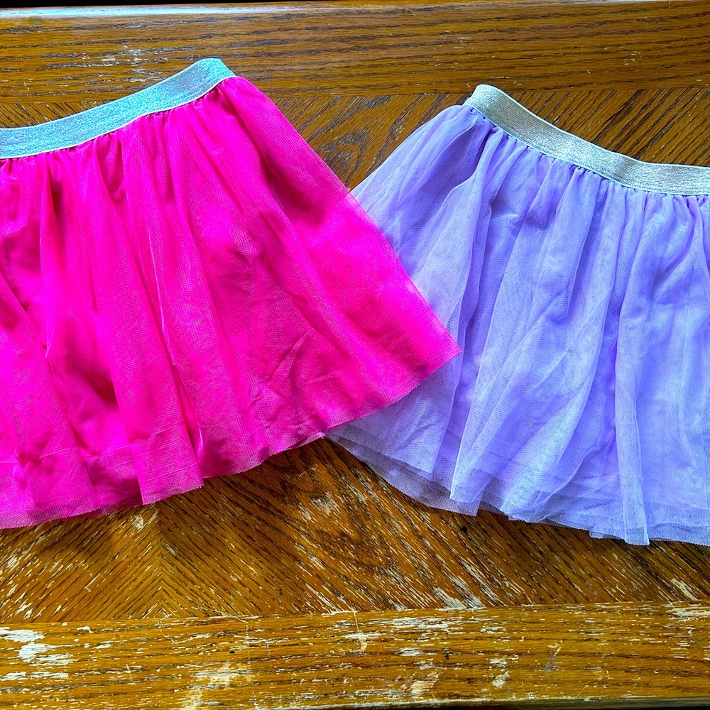 2 Poofy Skorts